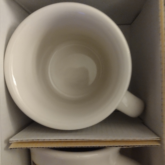 Nwt Set Of (4) Collectible Coffee Mugs - Picture 2 of 4